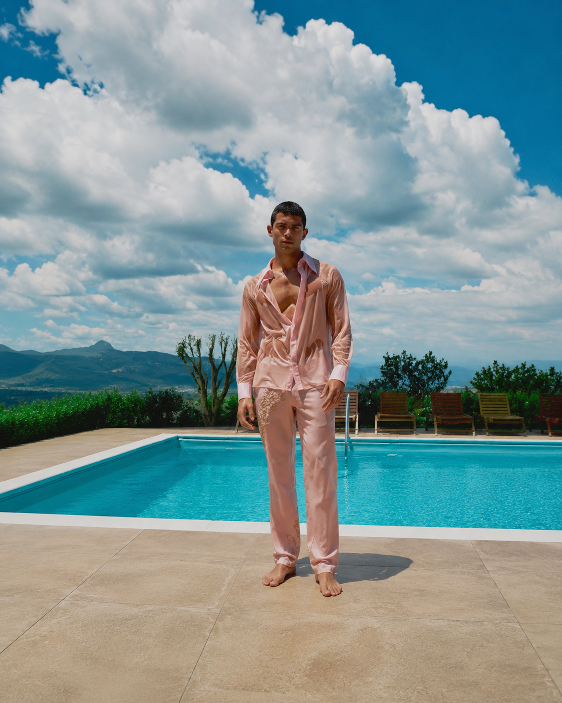RESORT MAN