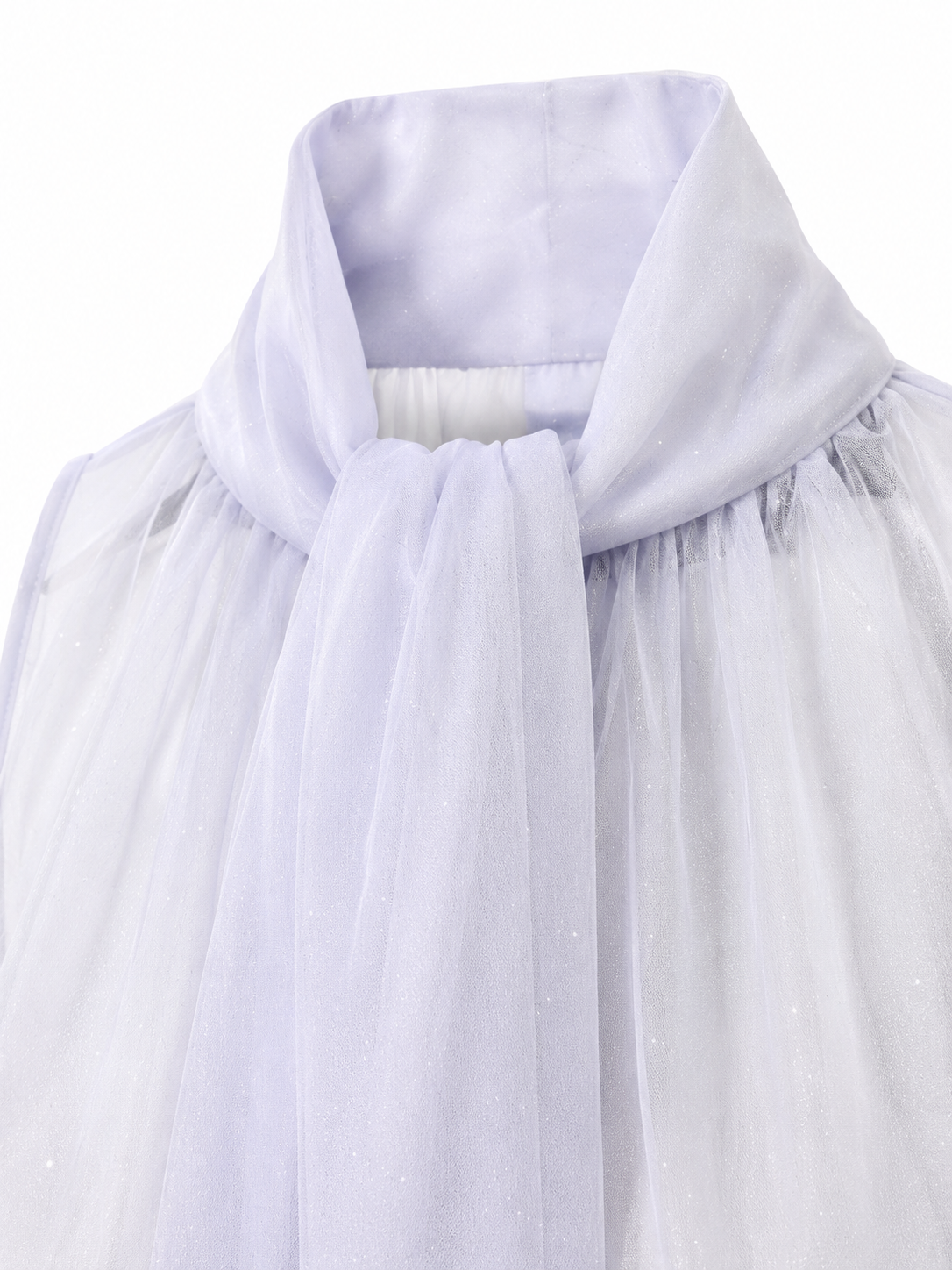 Chemise blanche à col montant sans manches