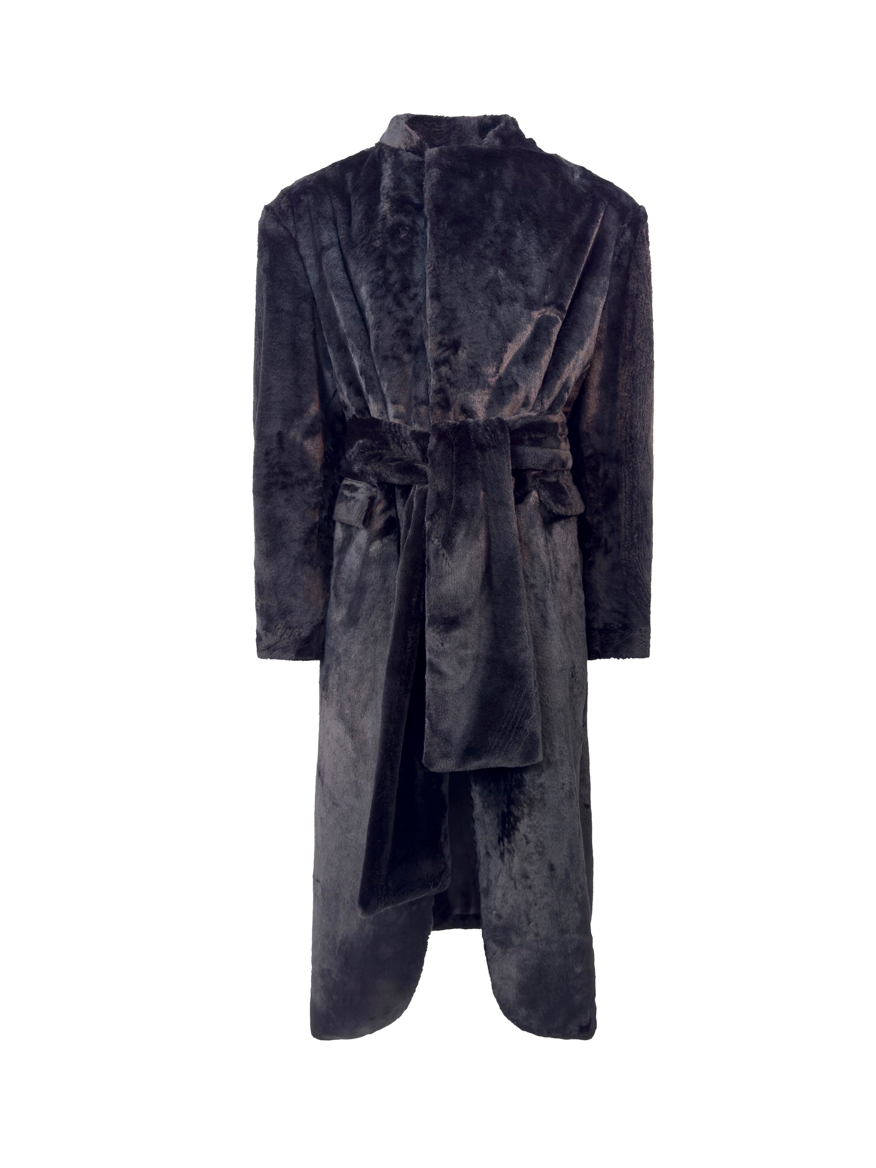 Cappotto Eco Pelliccia Nero con Cntura fronte