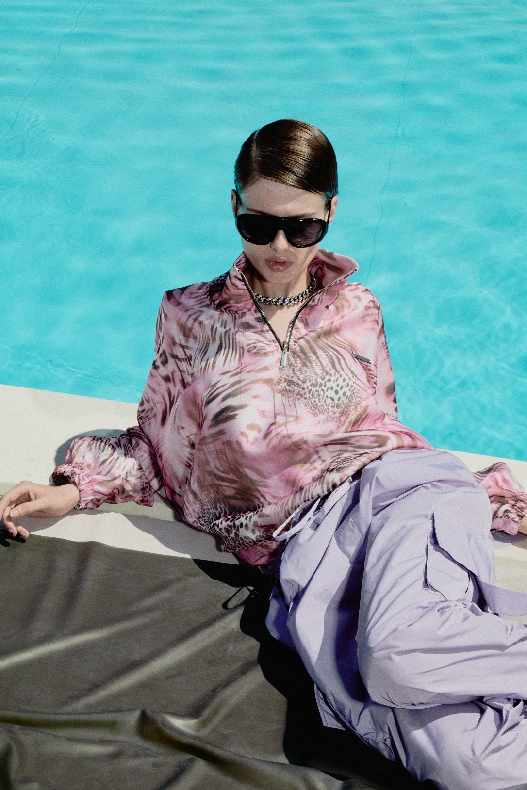 Sweat animalier fuchsia zippé