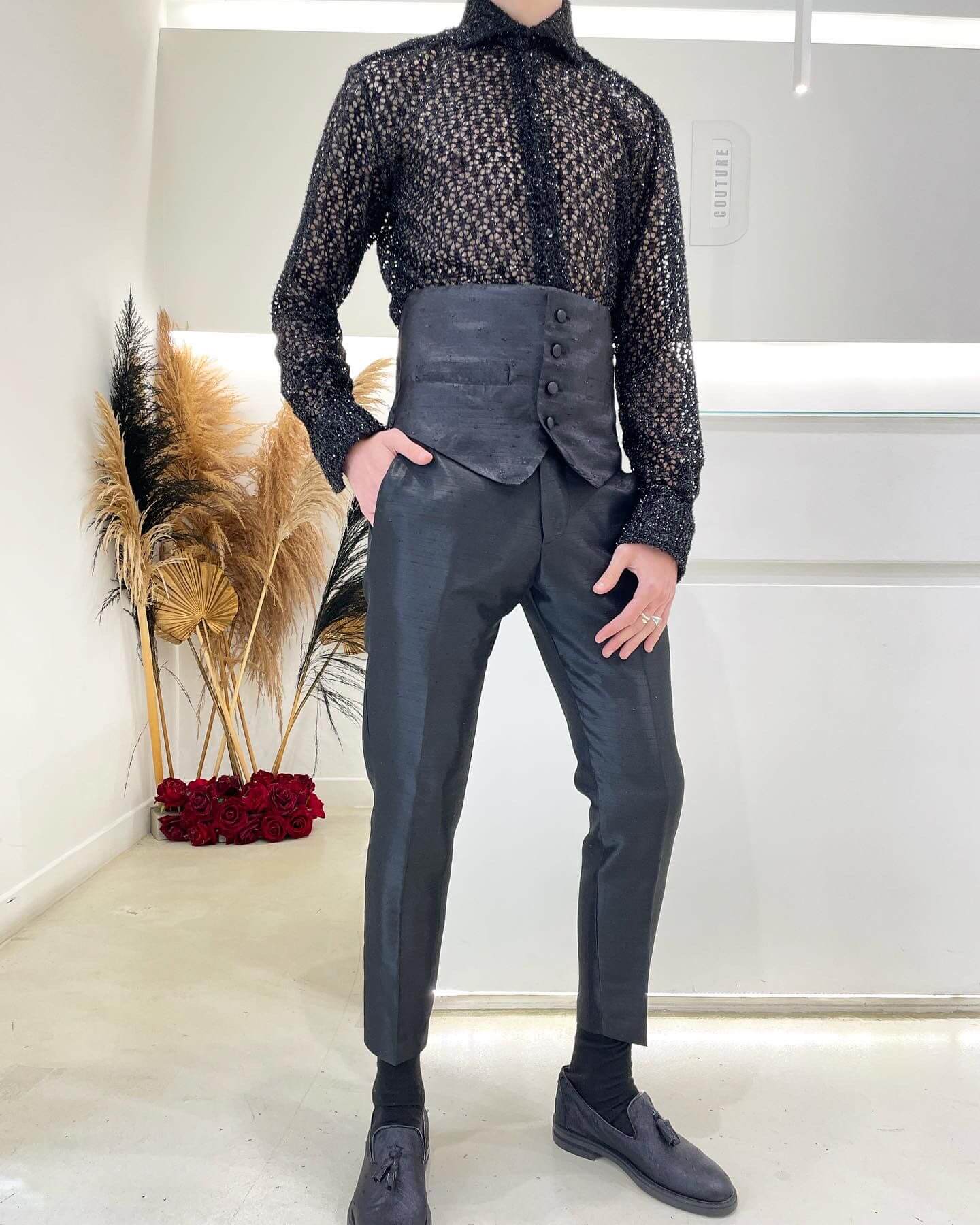 Abito Seta Nero con  Rever Lancia pantalone