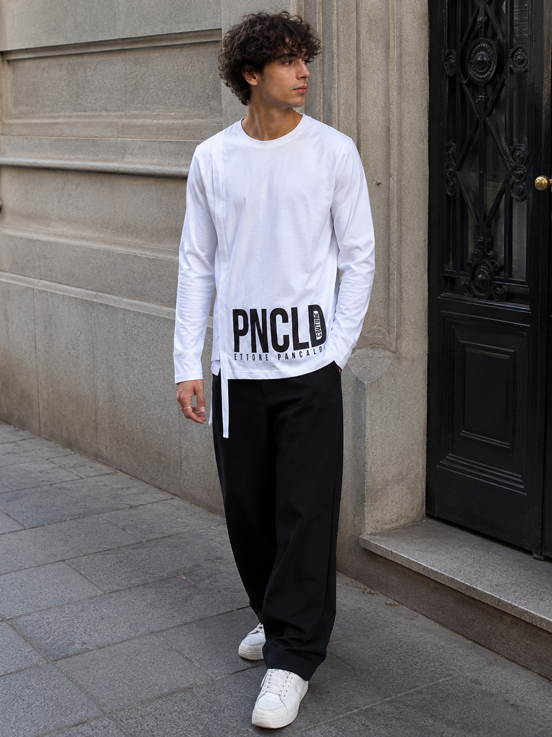 Maglia Bianca con Lacci Logo PNCLD