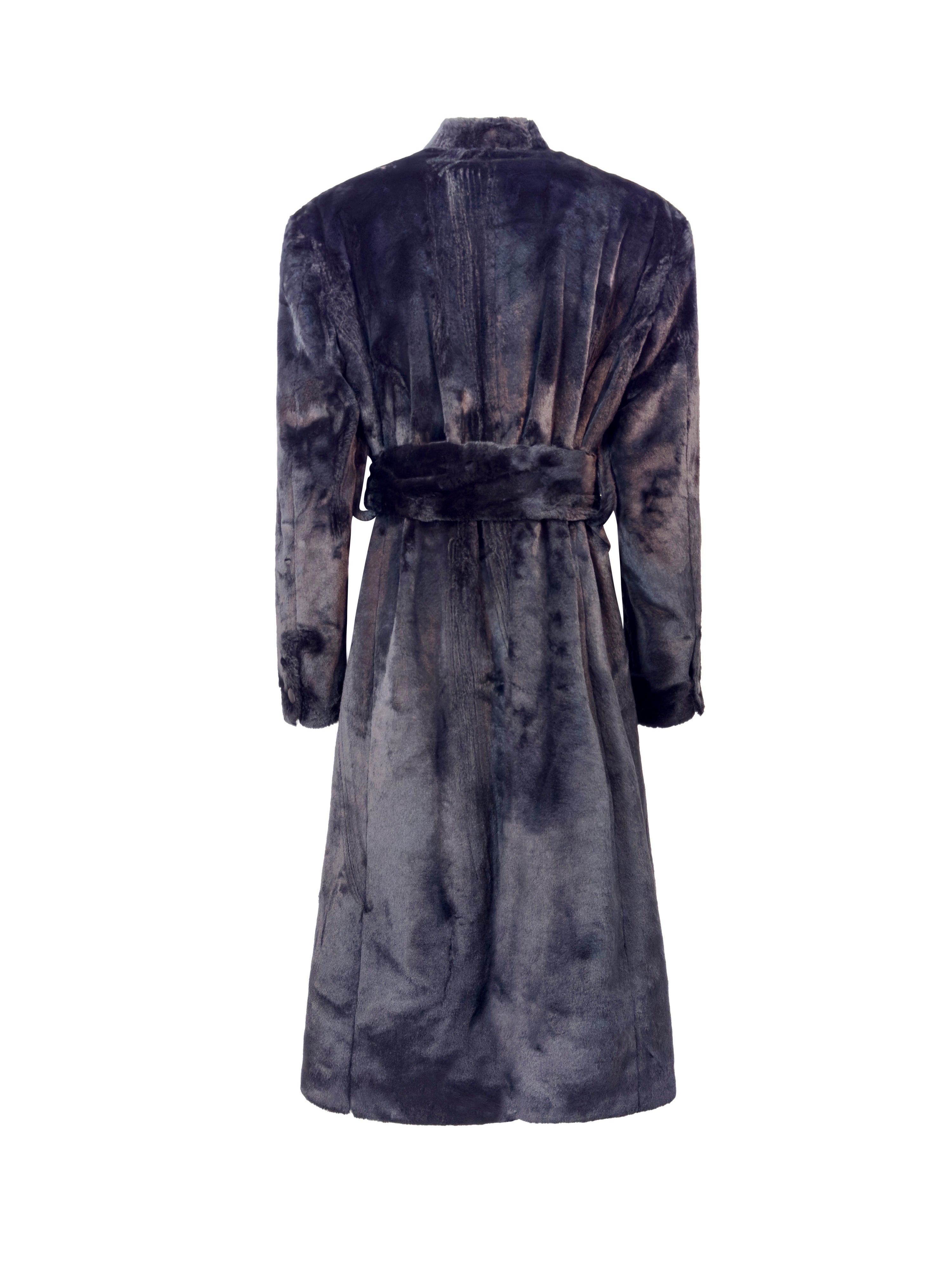 Cappotto Eco Pelliccia Nero con Cntura retro