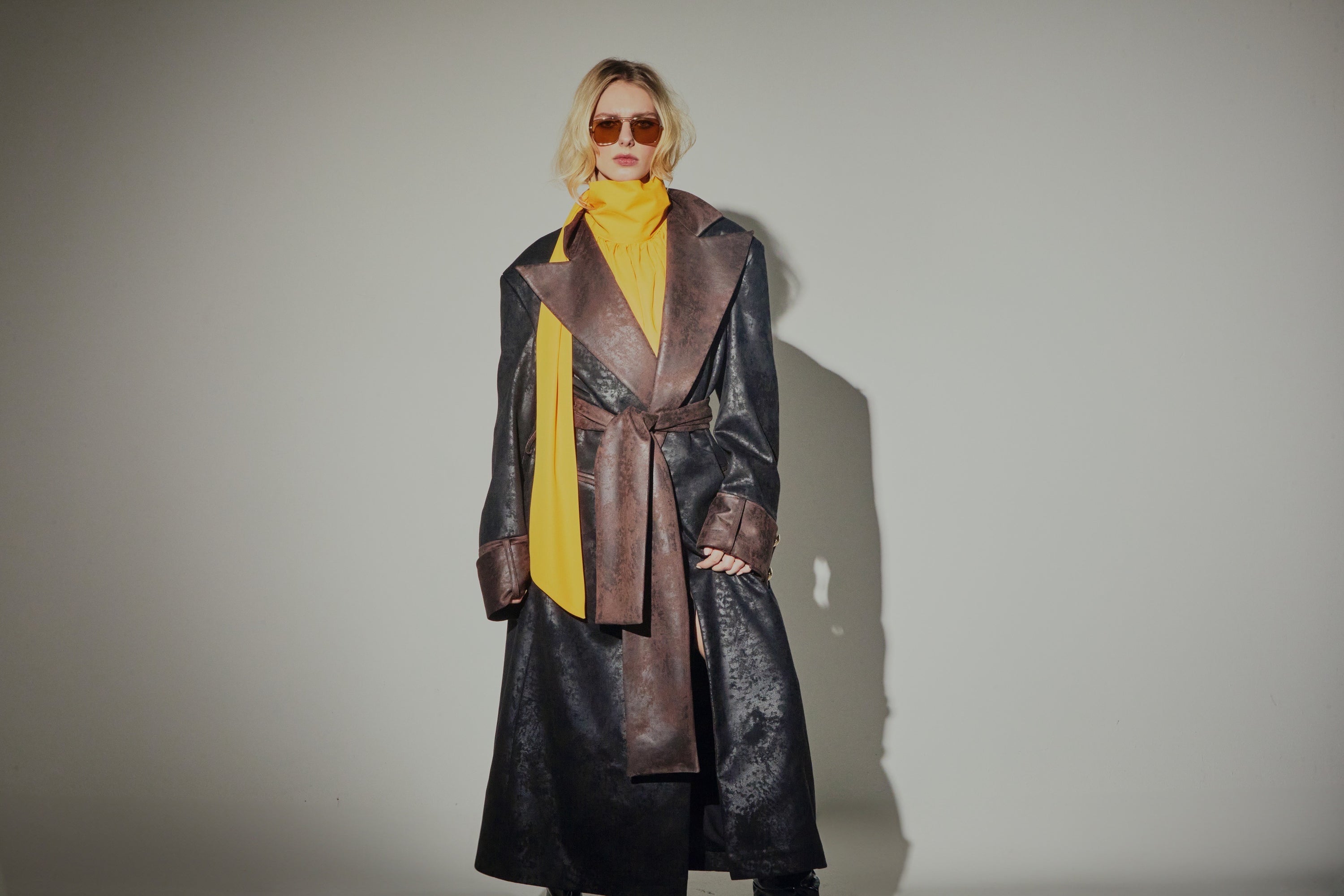 Cappotto Camoscio Lungo Nero e Marrone con Cintura