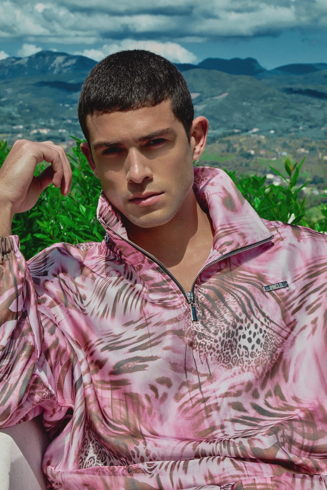 Sweat animalier fuchsia zippé