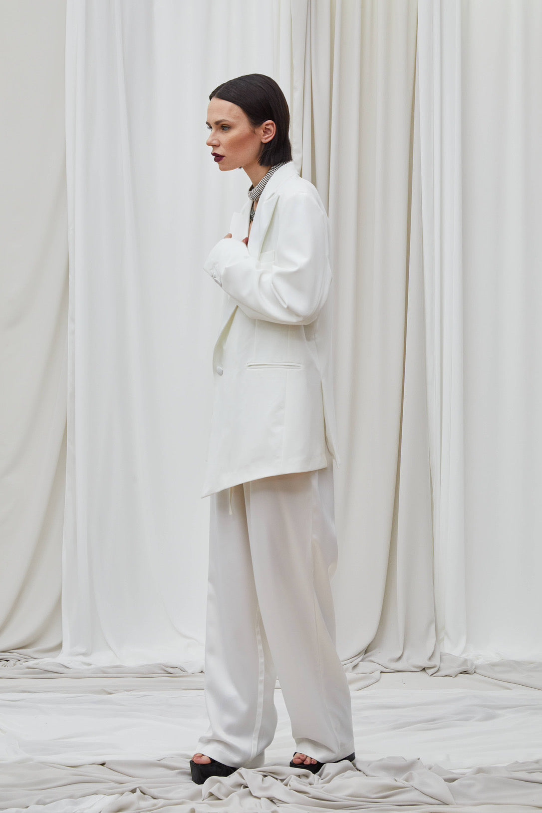 Veste croisée asymétrique blanche