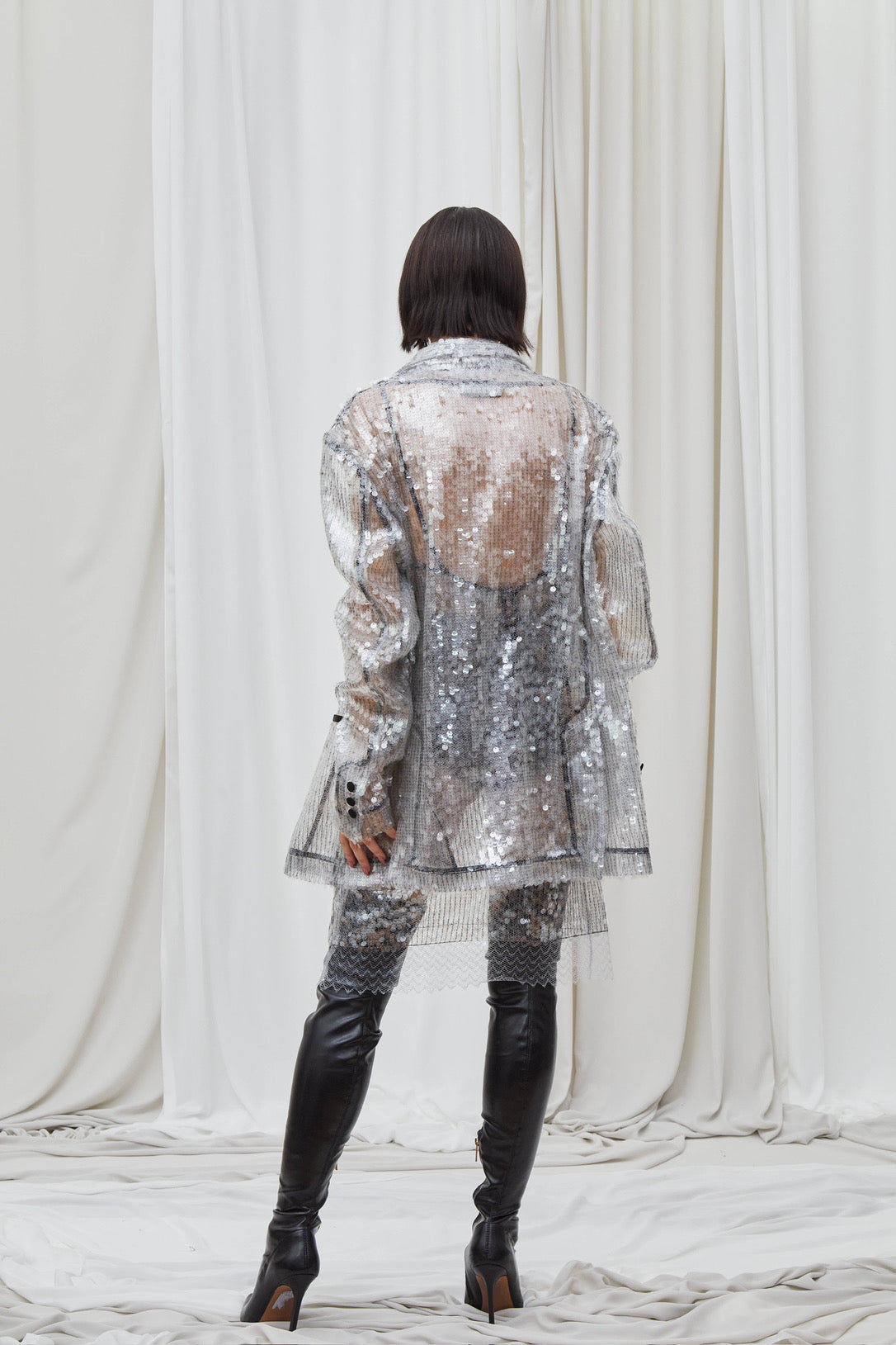 Veste argentée à sequins