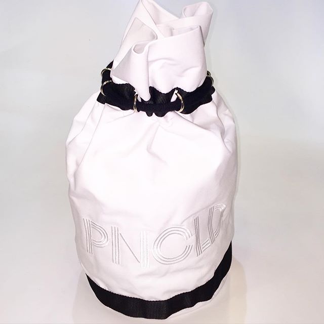 Bolsa de tela blanca