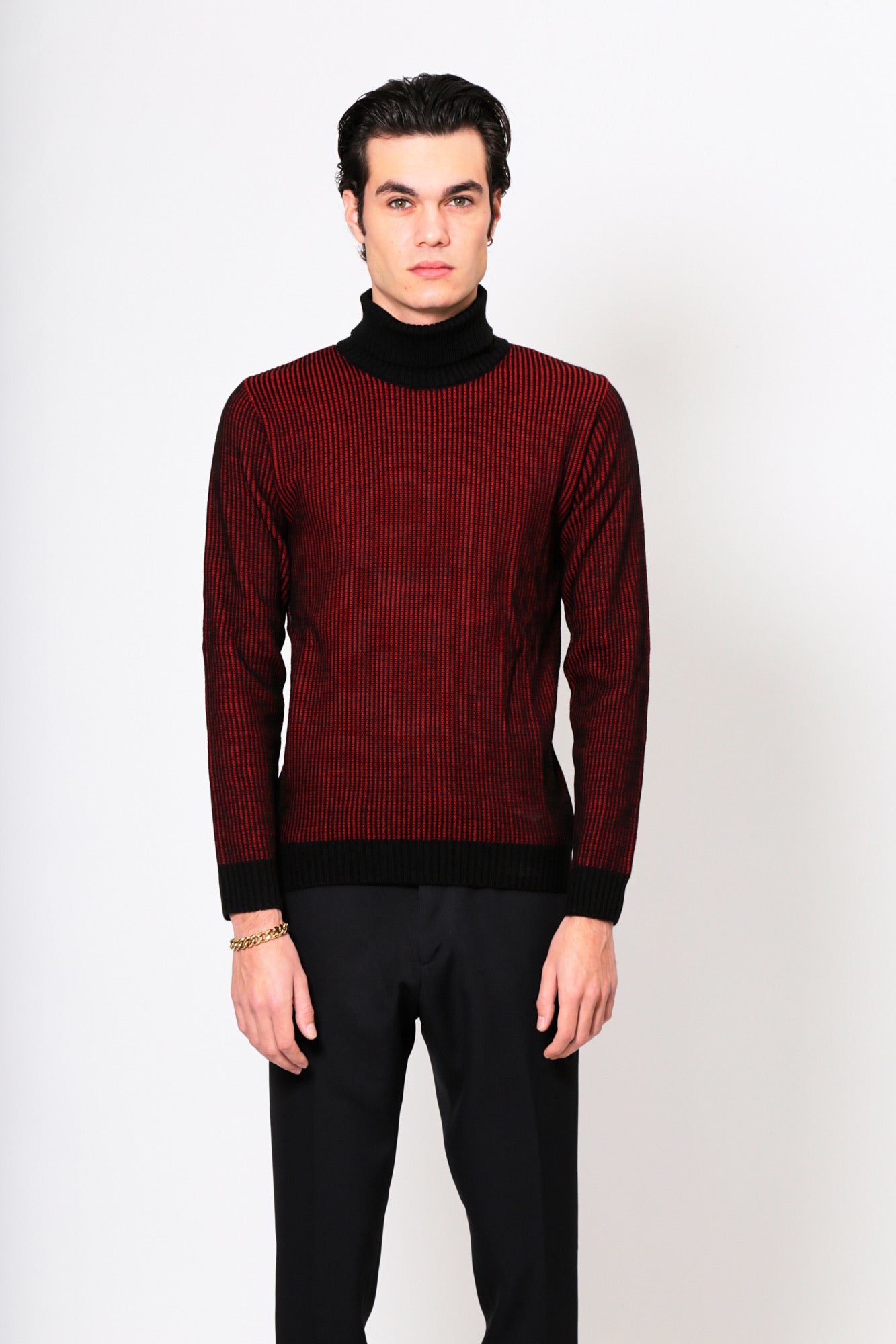 Maglione STING - Black/Red